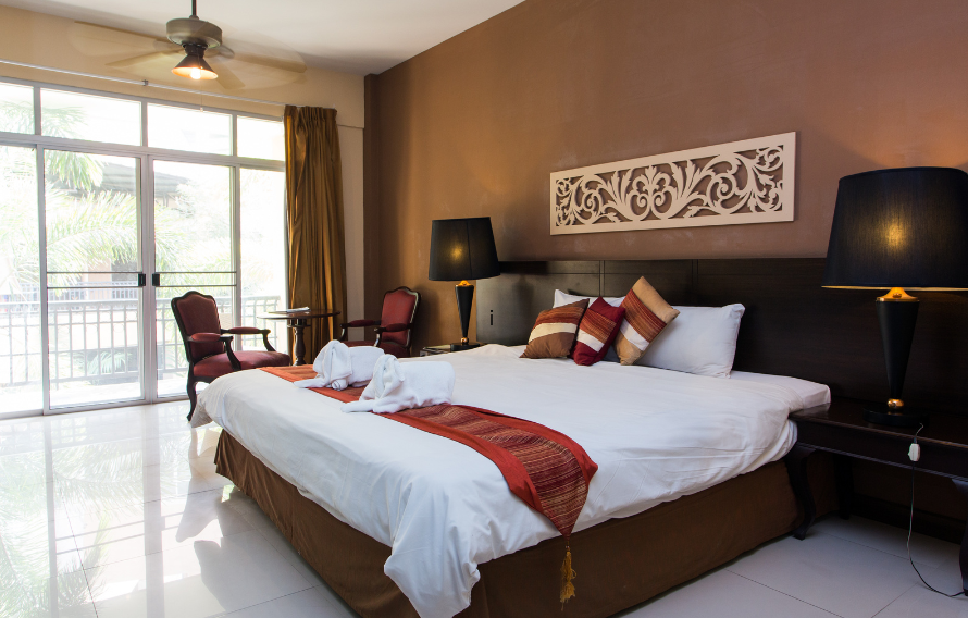 customized hotel package